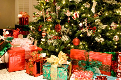 Men 'unsuccessful at buying gifts for partners'