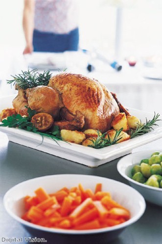 Paper bag food drive helps Thanksgiving campaign