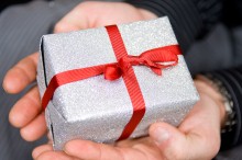 Salem Meals on Wheels begins Holiday Gift Project Salem Meals on Wheels begins Holiday Gift Project